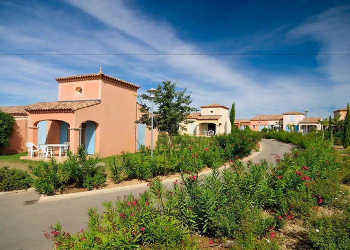 Vacancéole - Port Minervois, Les Hauts Du Village de vacances Homps (Aude)